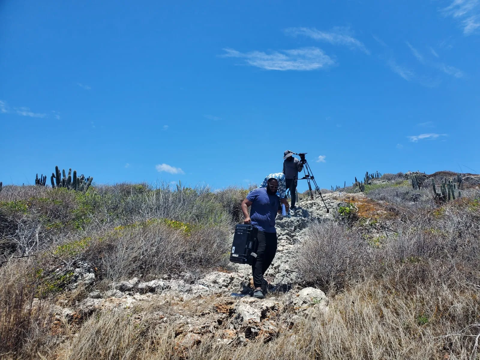Behind the scenes photo 4