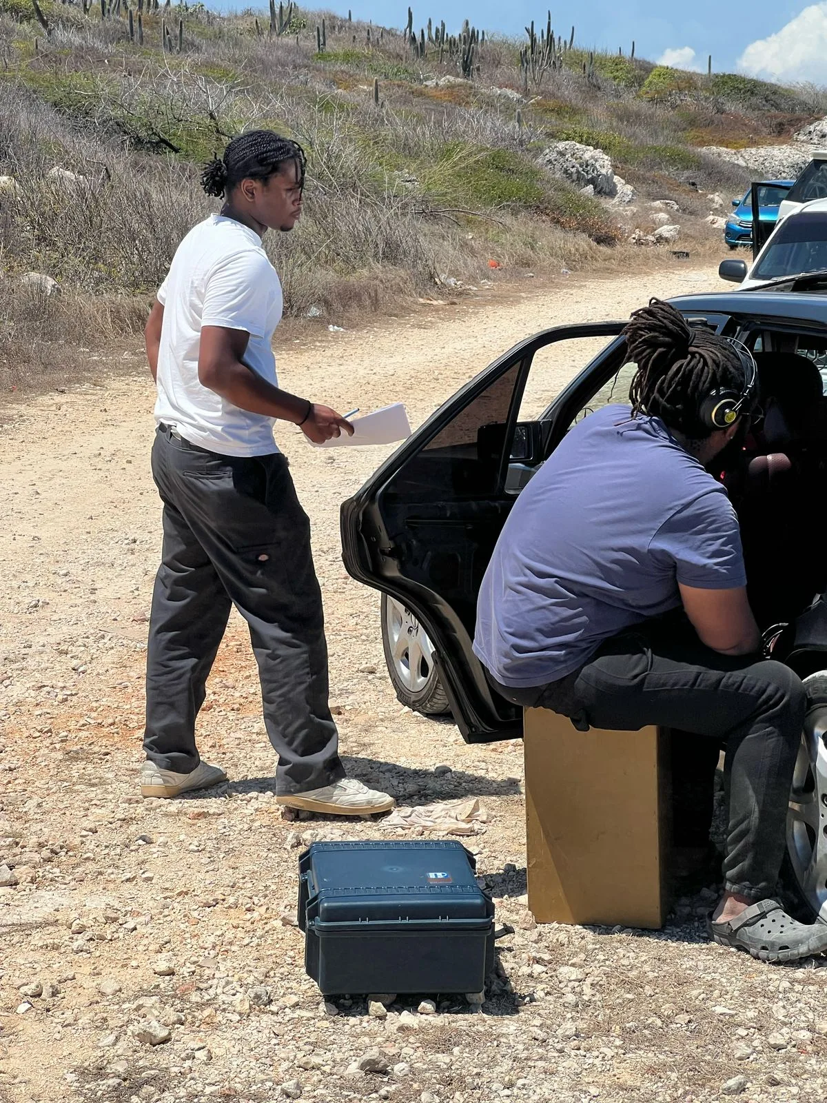 Behind the scenes photo 18